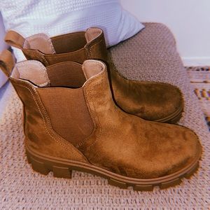 True craft boots!
